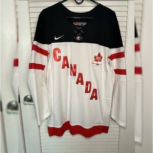 Nike Canada Hockey Jersey Men’s Size M